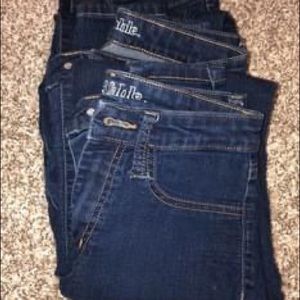I’m selling all this this jeans and kakis for $20